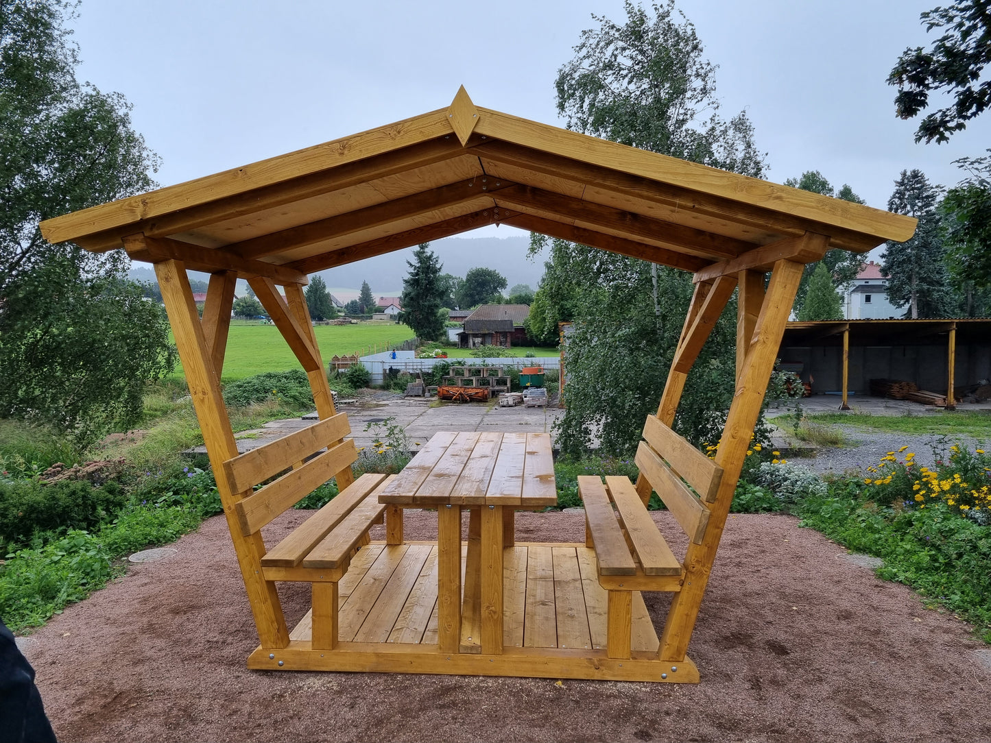 überdachte Sitzgruppe Willma Ruhe