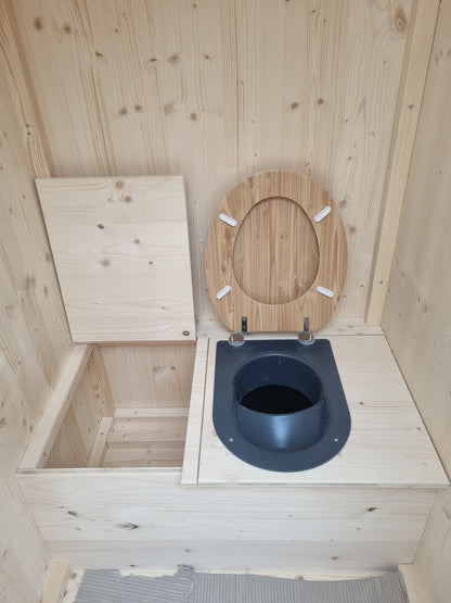 Gartentoilette Plumpsklo