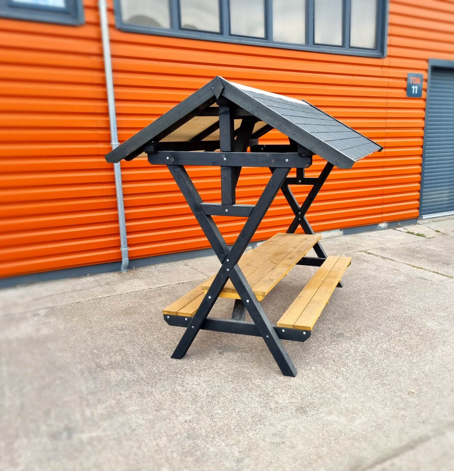 Überdachte Sitzgruppe Waldschänke Premium/ auch XXL