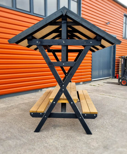 Überdachte Sitzgruppe Waldschänke Premium/ auch XXL